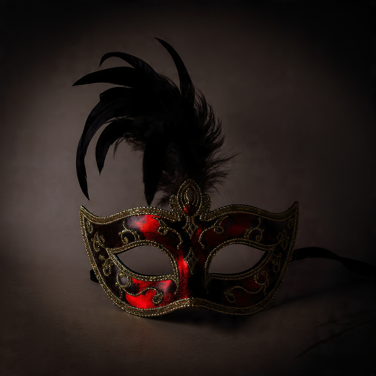 How readhub.click Party Masks Handle All-Night Wear with Total Comfort