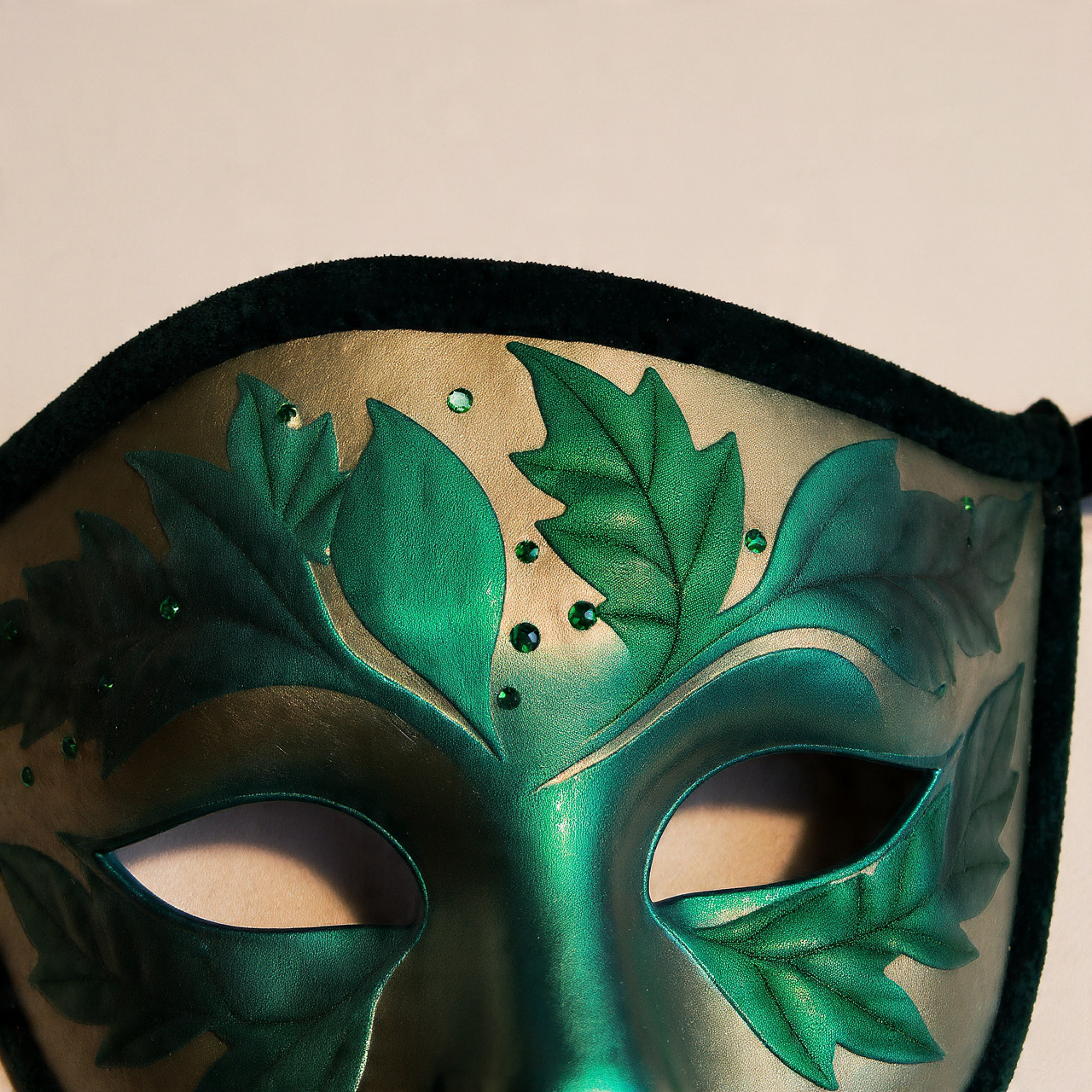 readhub.click Party Masks Multi-Style Guide: One Mask for Every Mood