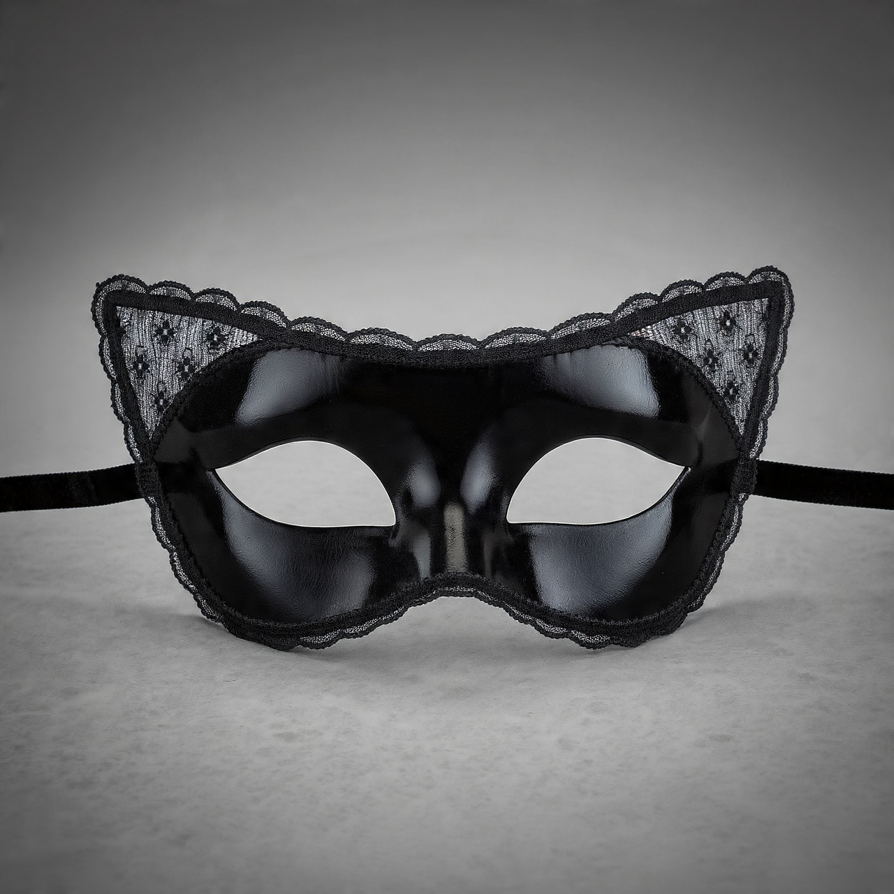 How readhub.click Party Masks Became the Most Requested Event Accessory